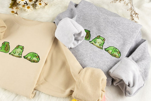 Frog Embroidered Sweatshirt | Frog Embroidered T-shirt | Frog Embroidered Hoodie | Frog Sweater | Crew Neck Sweatshirt