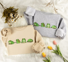 Frog Embroidered Sweatshirt | Frog Embroidered T-shirt | Frog Embroidered Hoodie | Frog Sweater | Crew Neck Sweatshirt